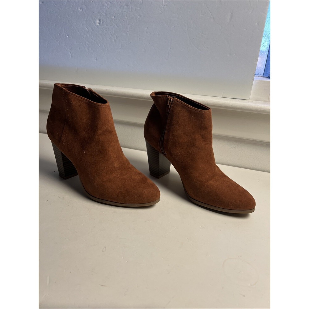 Old Navy‎ brown Chocolate ankle boots size 7 Chunky Heels Zip Side